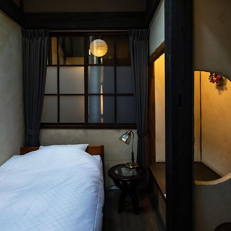 Unknown Kyoto Hostel Bagian luar foto