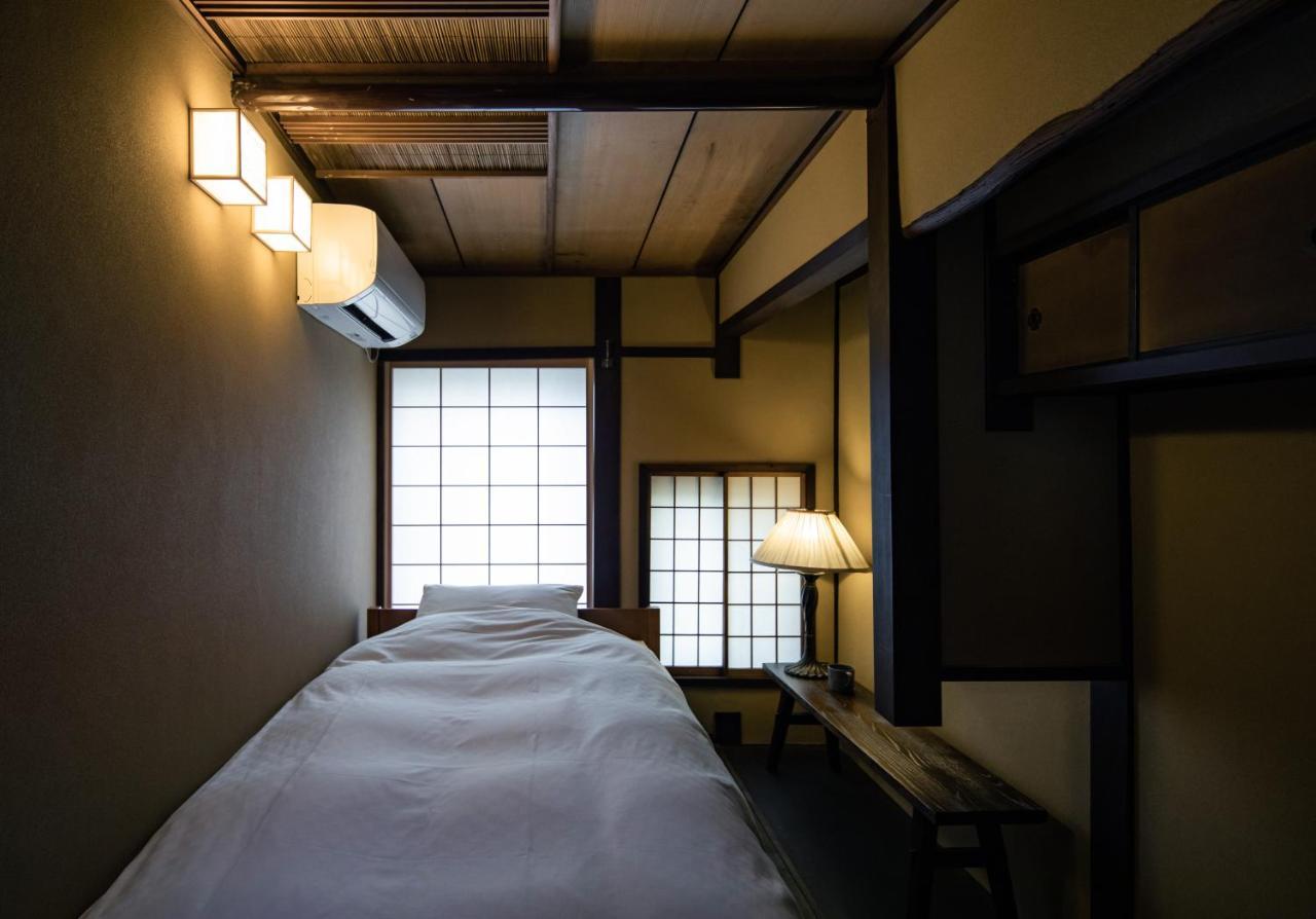 Unknown Kyoto Hostel Bagian luar foto